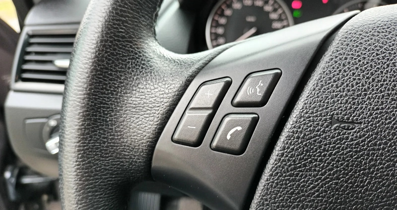 BMW X1 cena 46999 przebieg: 162332, rok produkcji 2013 z Sieniawa małe 742